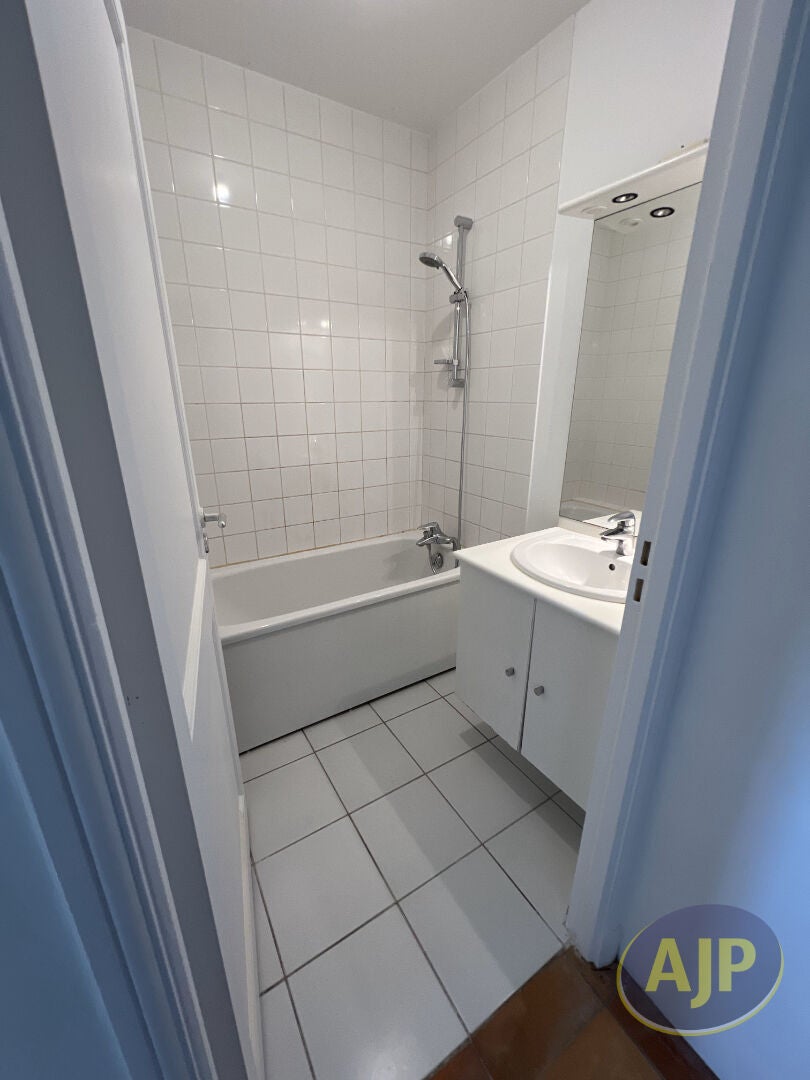 Appartement D 68 à Négrondes