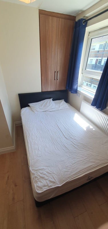 Room Camilla Road in Greater London