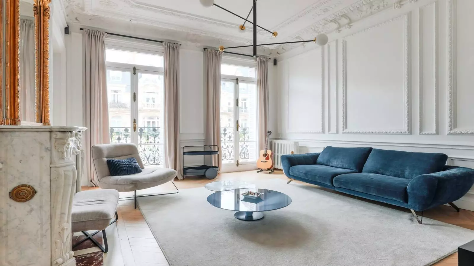 Flat Rue Théodule Ribot in Paris