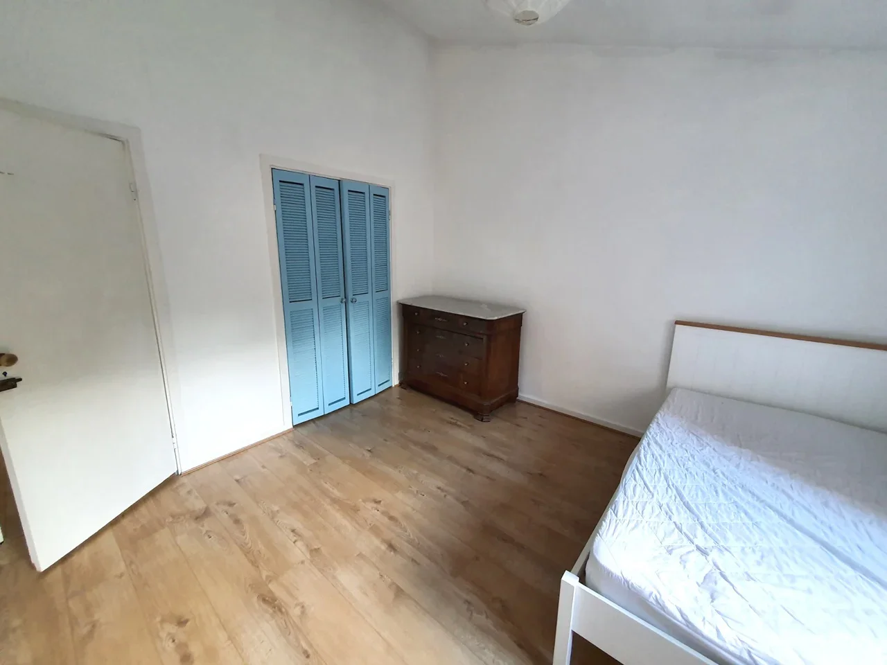 House Westacott Close in Greater London