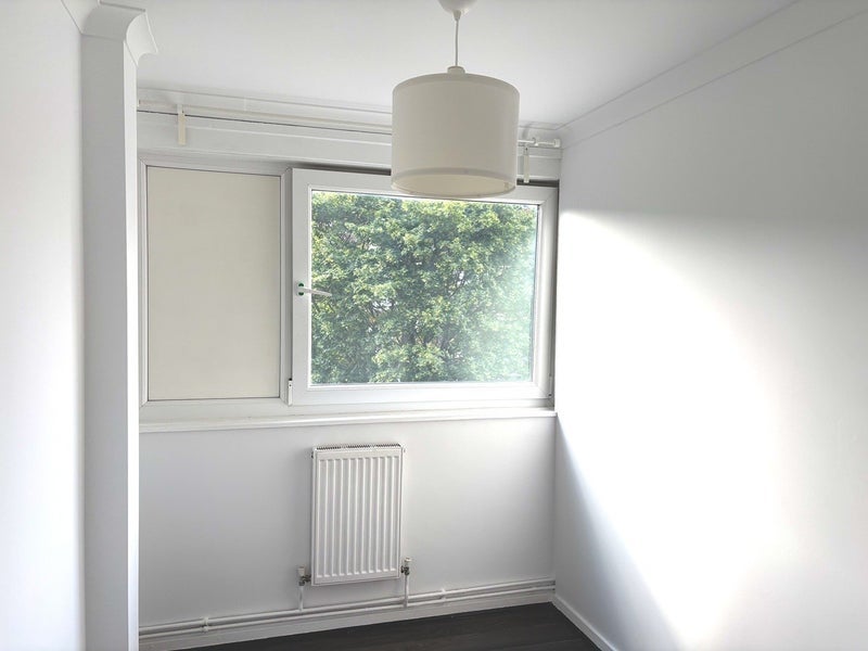 Flat Weatherley Close in Greater London
