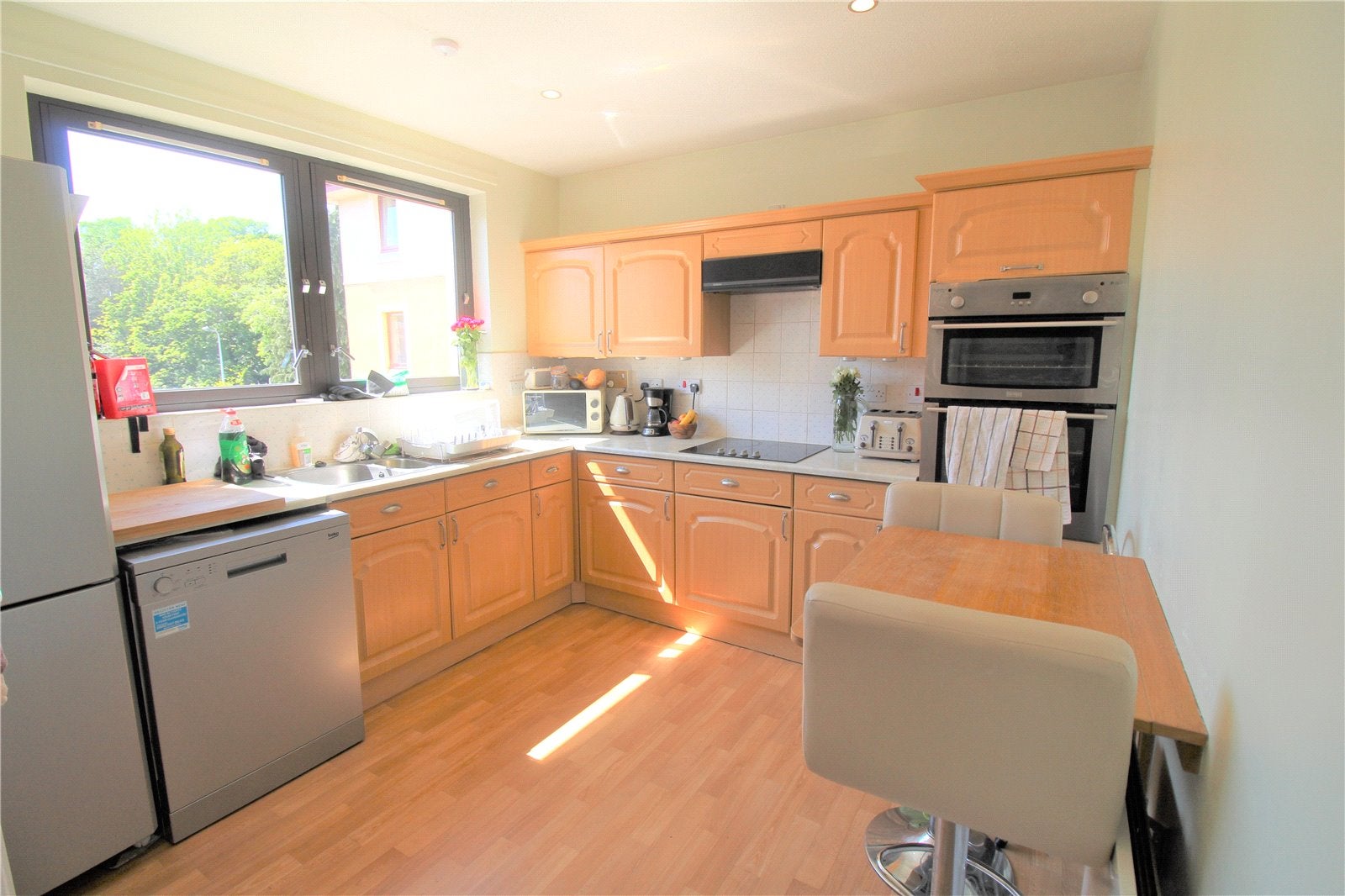 Flat Logie Green Road in City of Edinburgh