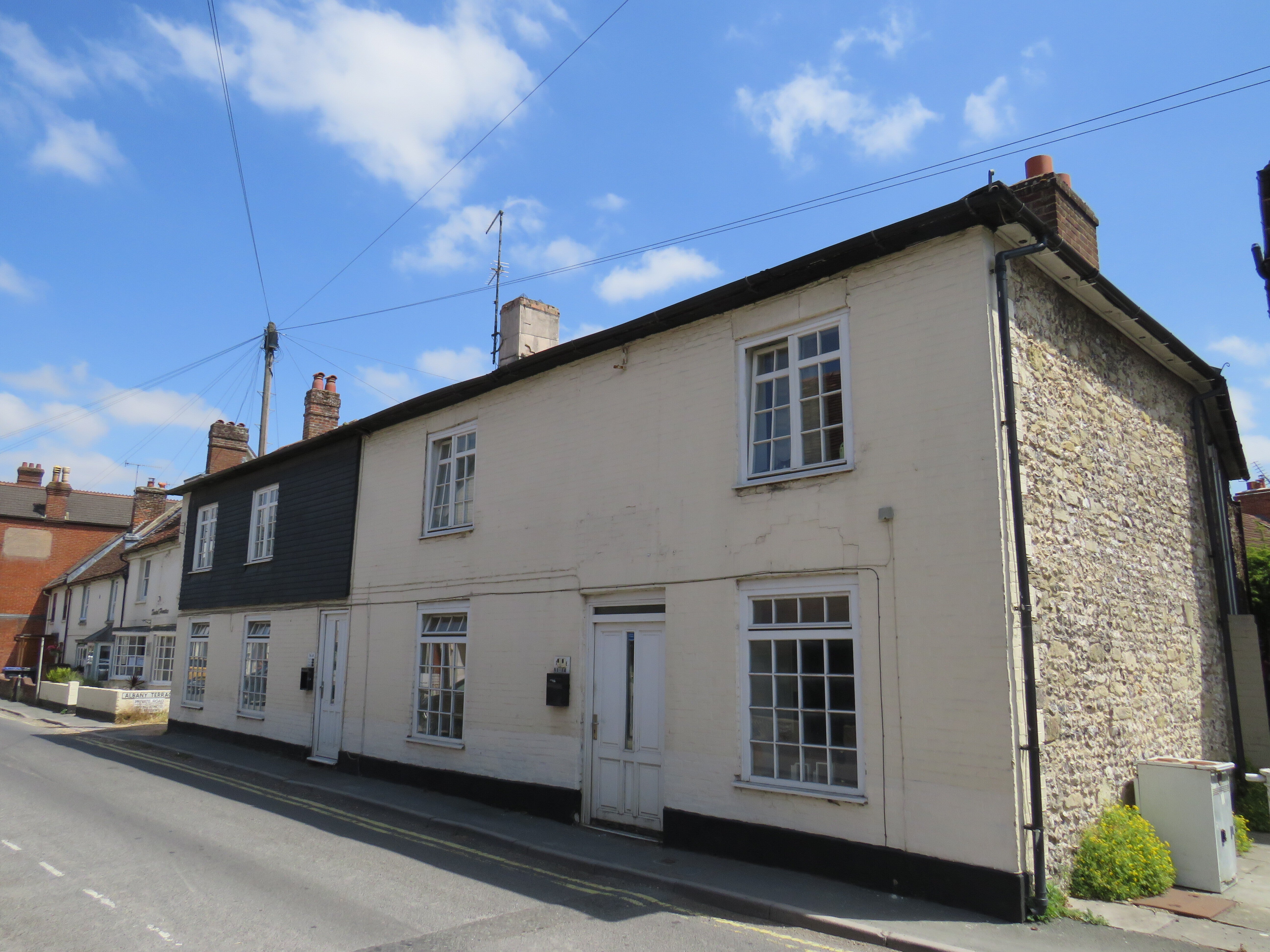 Flat North Street in Wilton