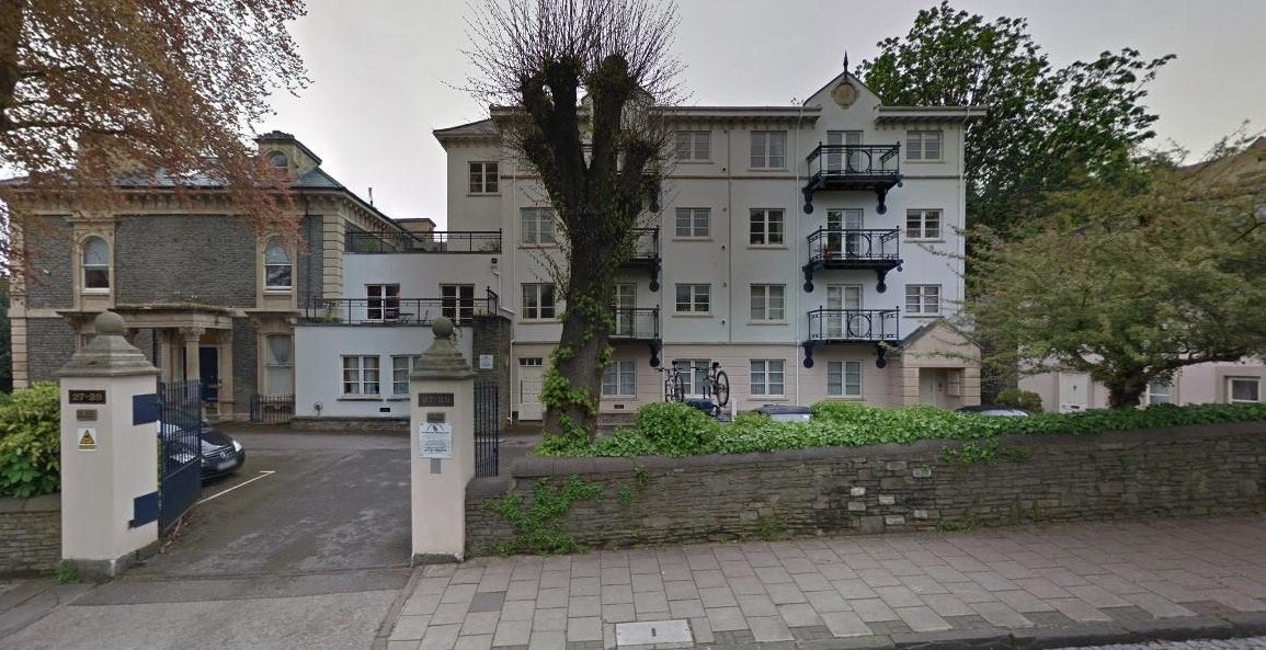 Flat Tyndalls Park Road in Bristol