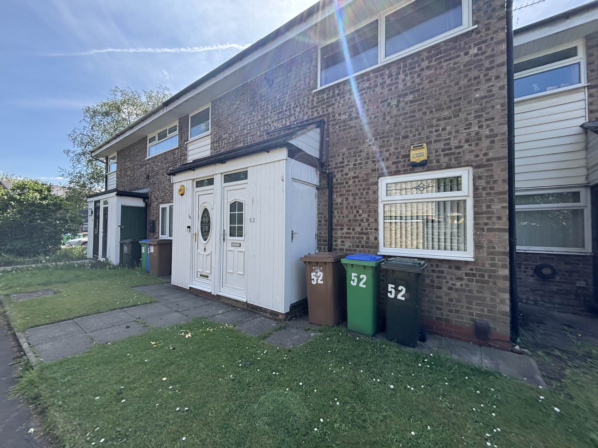 House Evesham Walk in Middleton