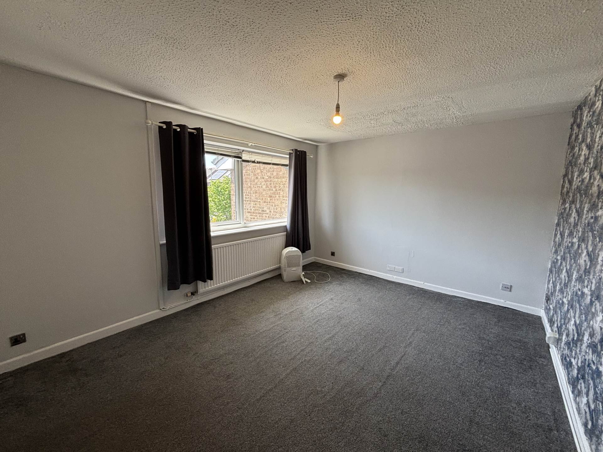House Evesham Walk in Middleton