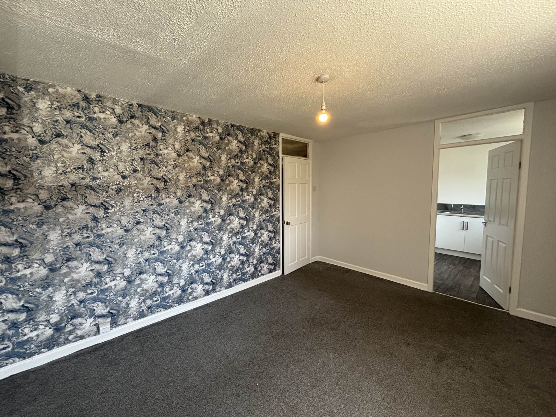 House Evesham Walk in Middleton