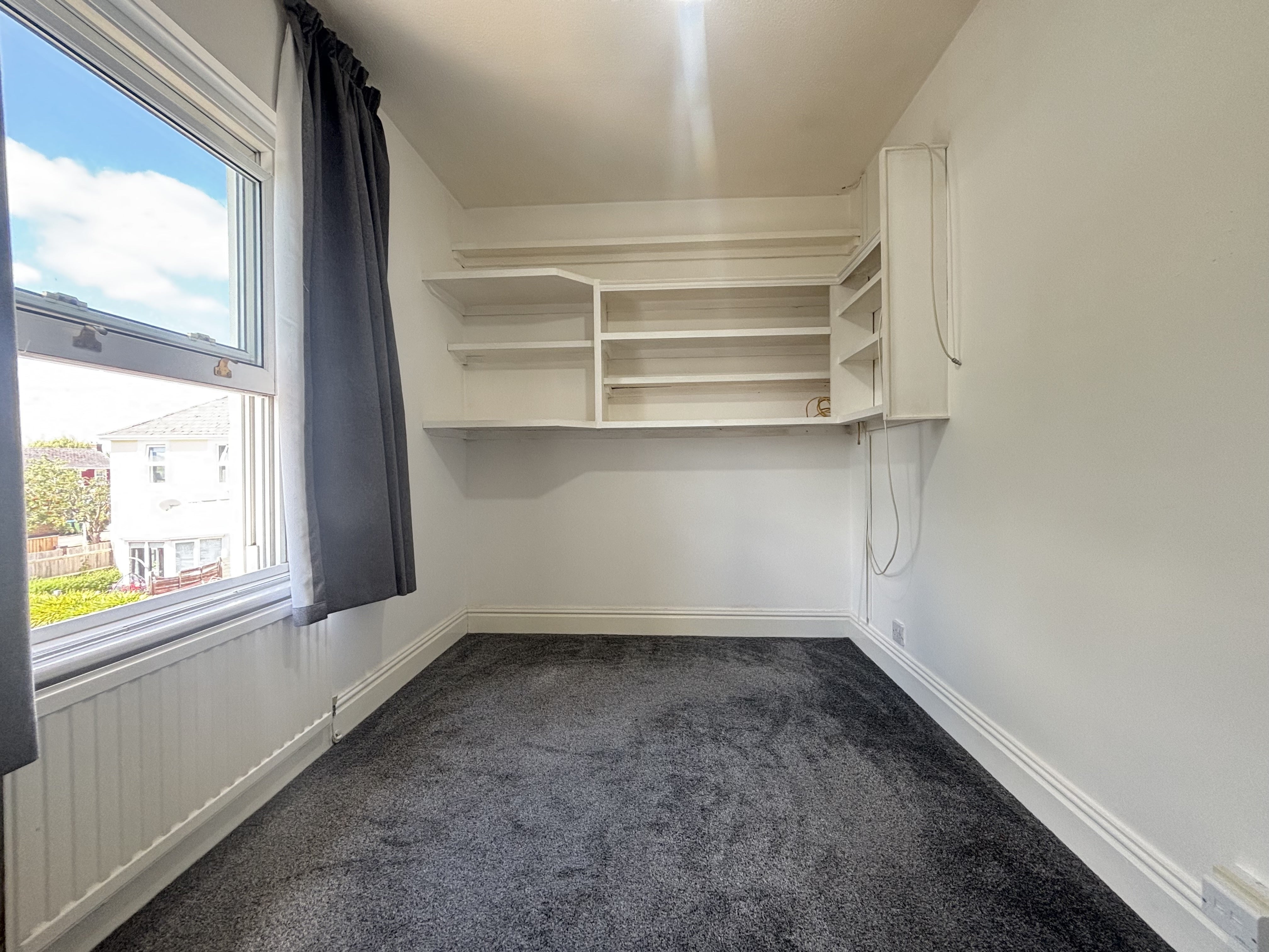 Flat Ayleswater in Watermead