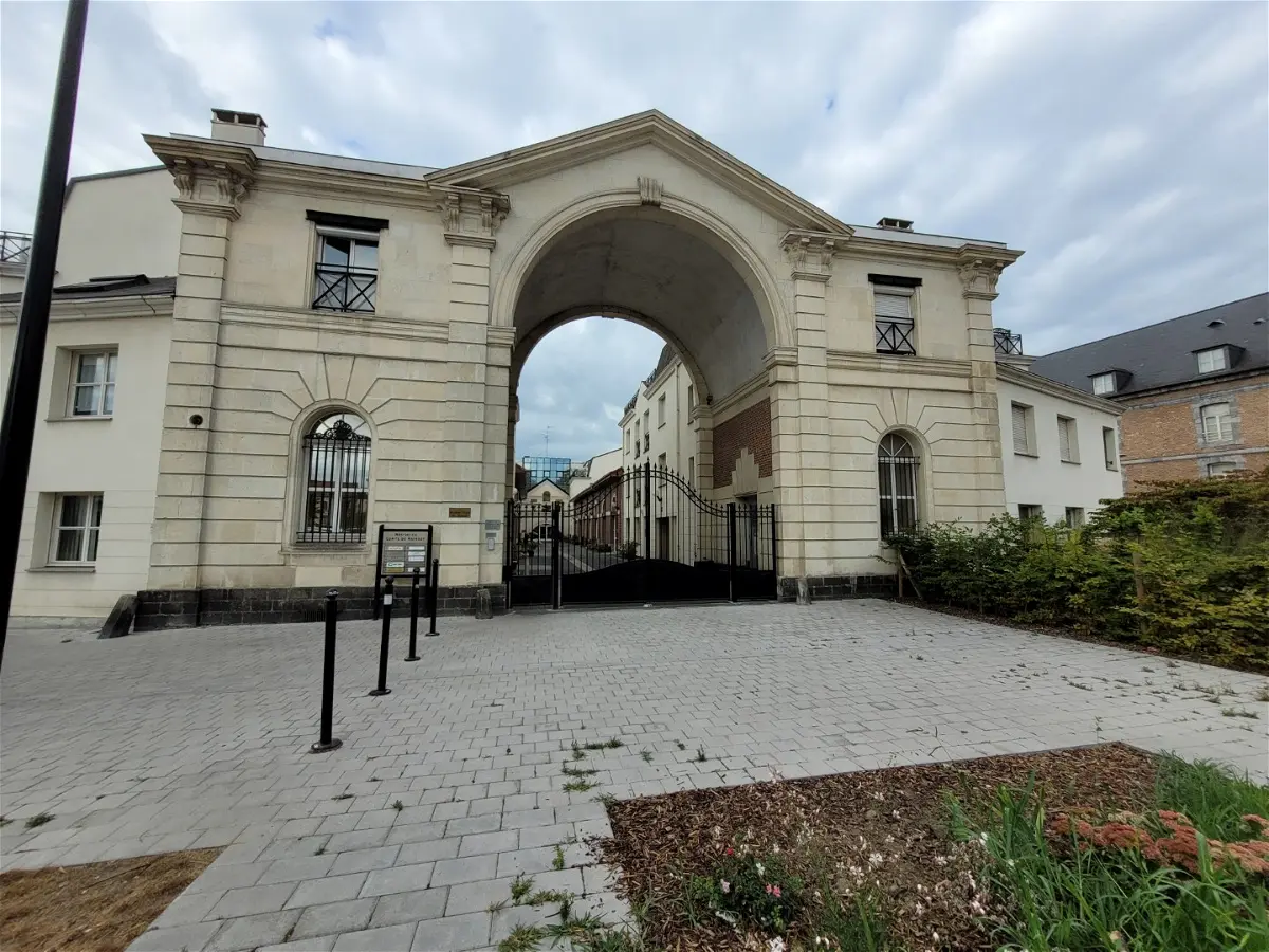 Flat Rue Salle le Comte in Valenciennes