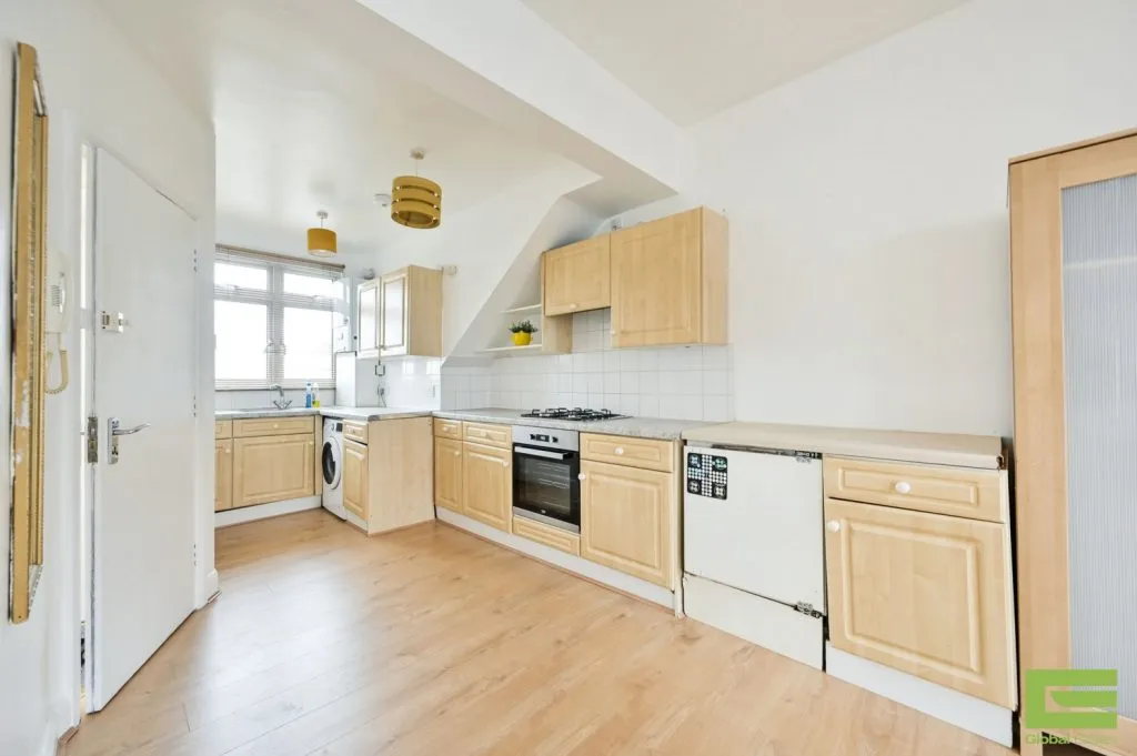 Flat The Broadway in Greater London