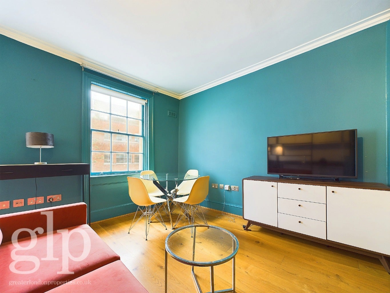 Flat Judd Street in Greater London