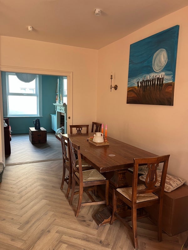 Room Bradley Crescent in Bristol