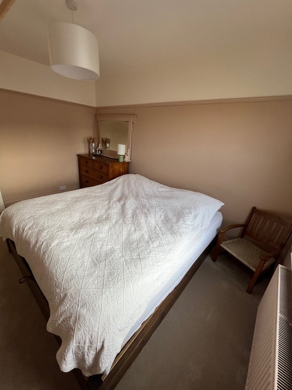 Room Bradley Crescent in Bristol