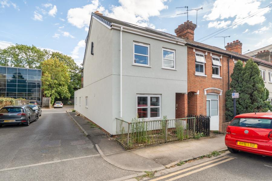 Room Bell Street in Maidenhead