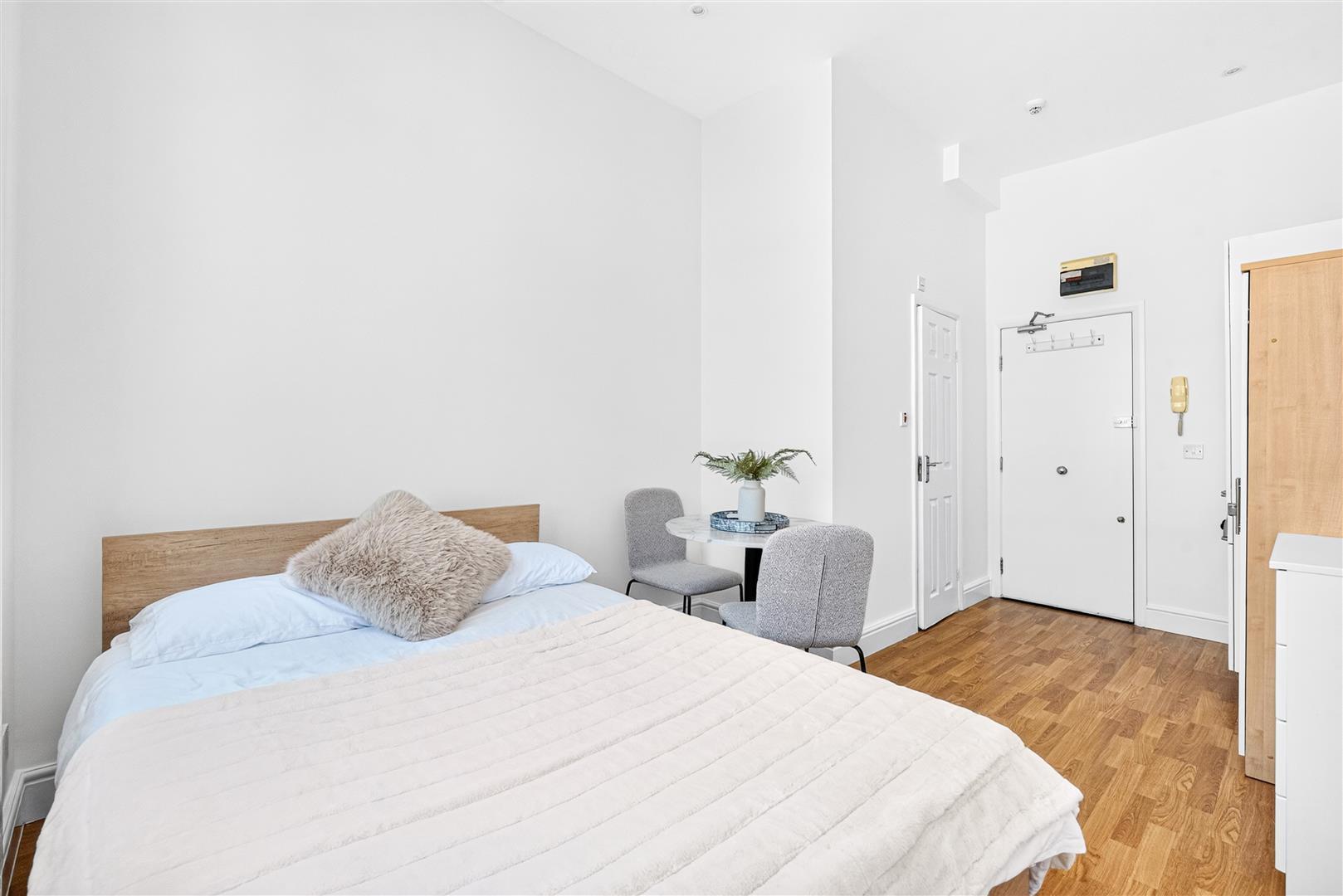 Flat Collingham Place in Greater London