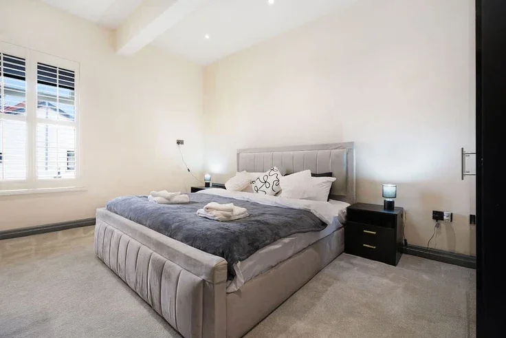 Flat Bolton Road in Westhoughton