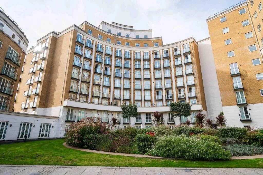Flat Palgrave Gardens in City of Westminster