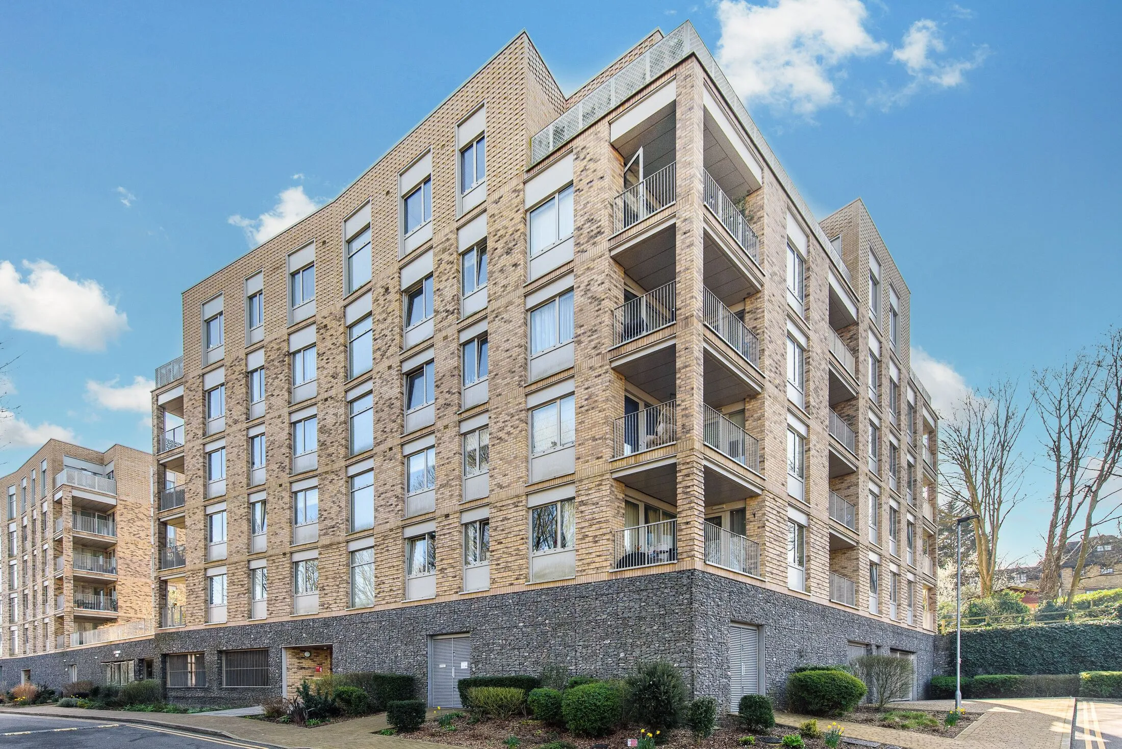 Flat Medawar Drive in Greater London