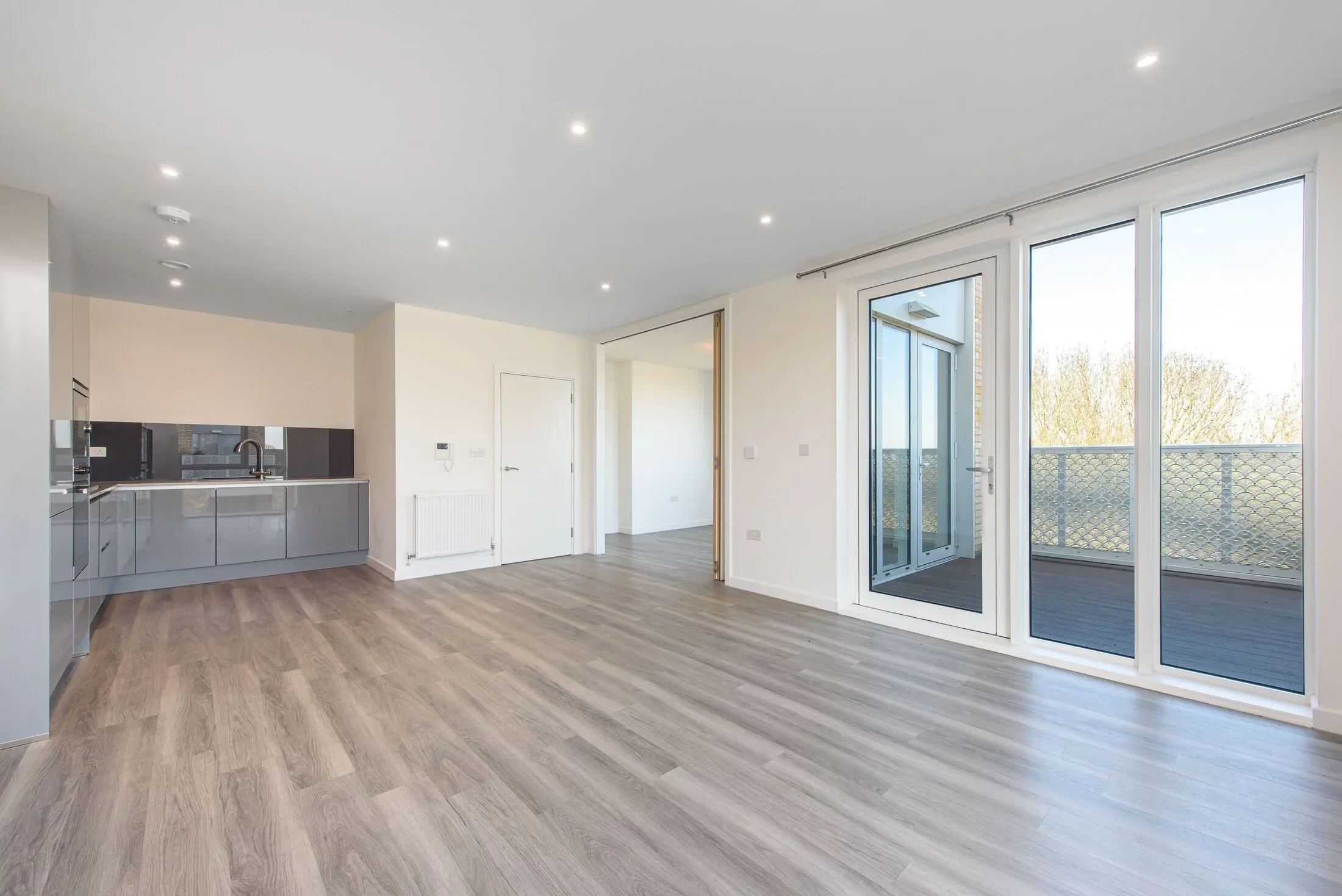 Flat Medawar Drive in Greater London
