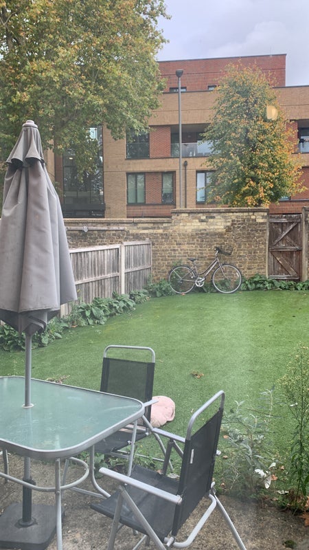 Room Horndean Close in Greater London