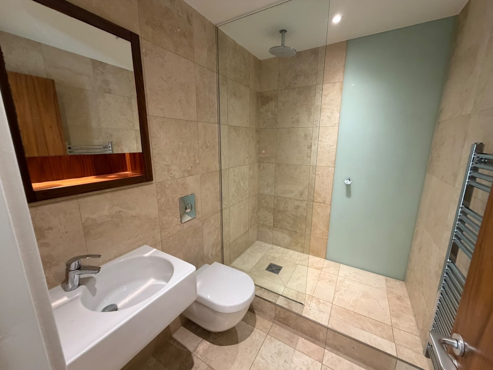 Flat William Jessop Way in Liverpool