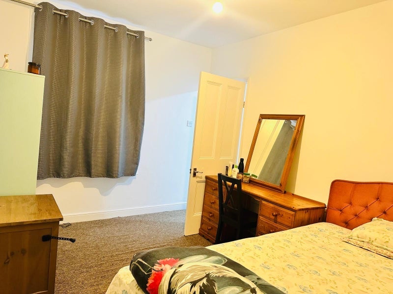 Room Kensington Road in Bristol