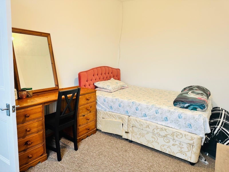 Room Kensington Road in Bristol