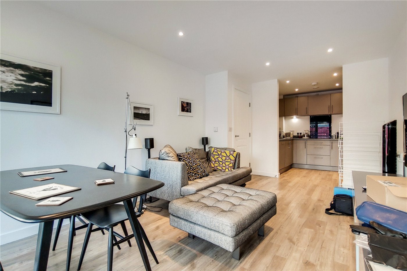 Flat Atkins Square in Greater London
