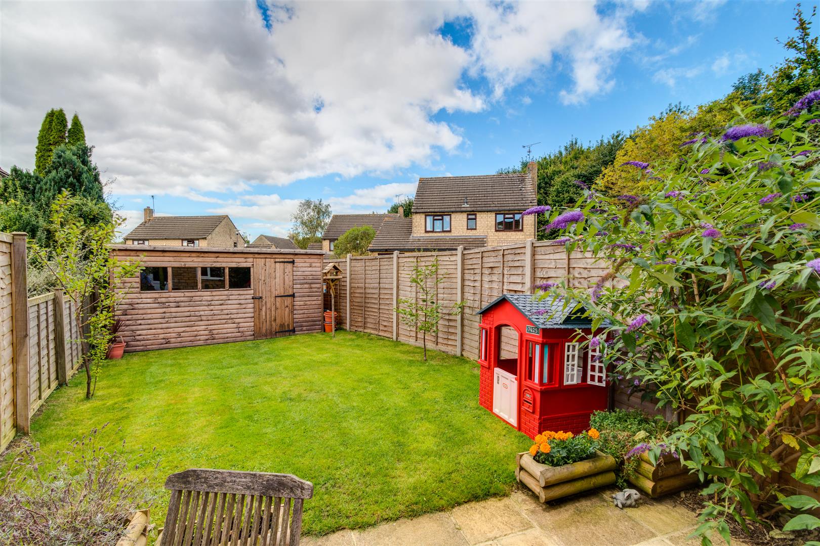 House Grace Drive in Cotswold District