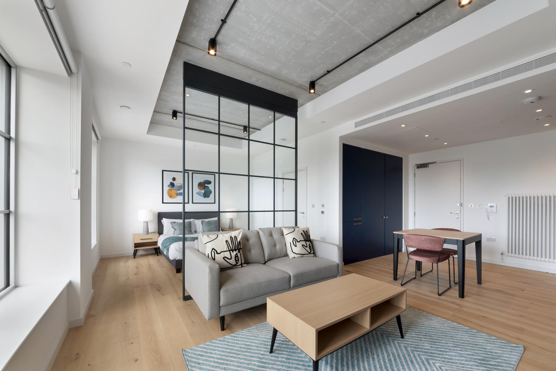 Flat Orchard Place in Greater London
