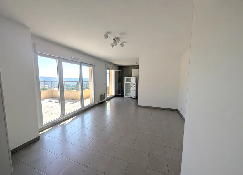 Appartement Avenue Mathias Duval à Grasse
