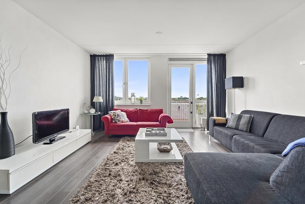 Appartement Laan van Leidschenveen 245 in Den Haag