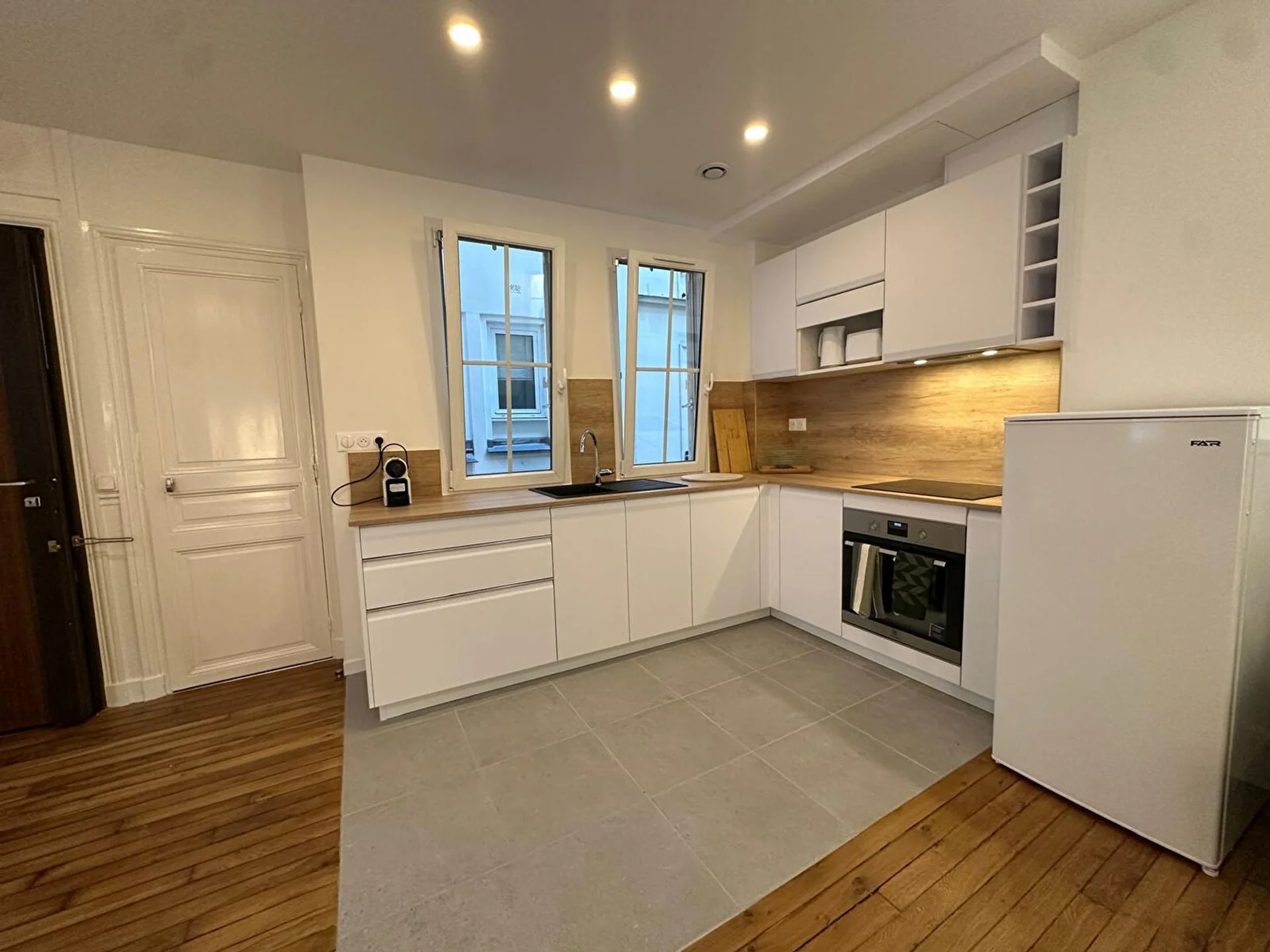 Flat Rue Trébois in Levallois-Perret
