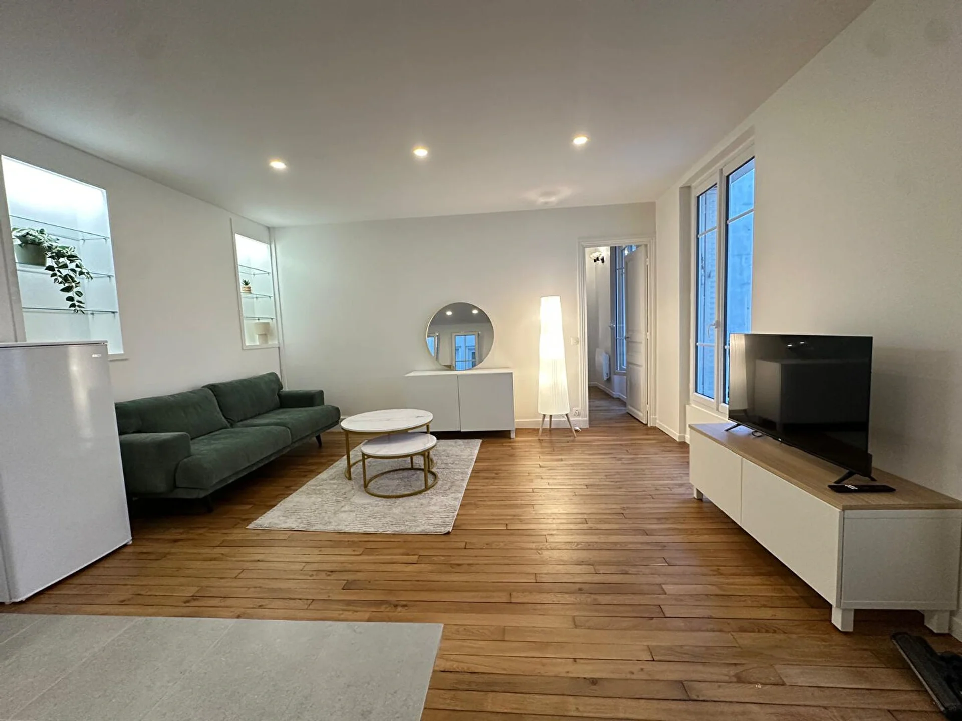 Flat Rue Trébois in Levallois-Perret