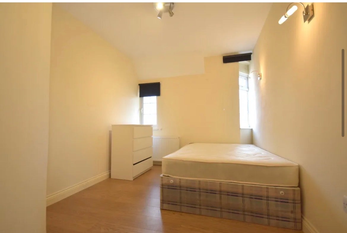 House Franciscan Road in Greater London