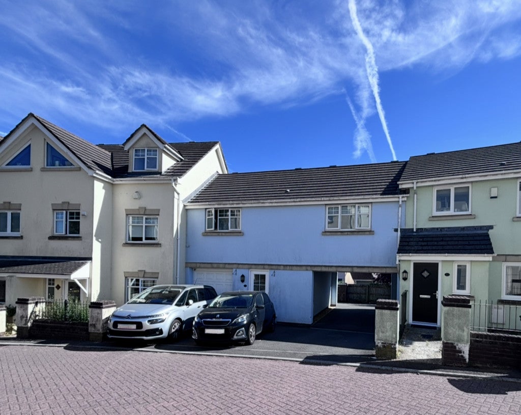 House Chestnut Crescent in Teignbridge