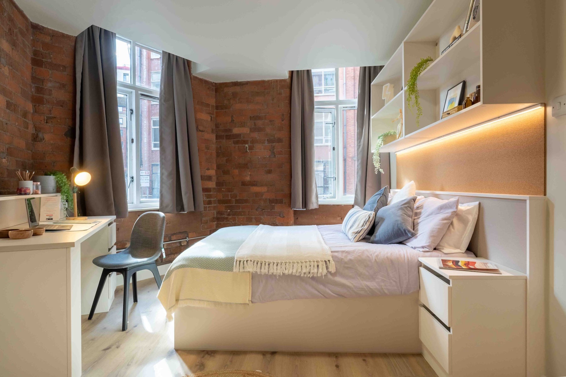 Room Fairfield Street in Manchester