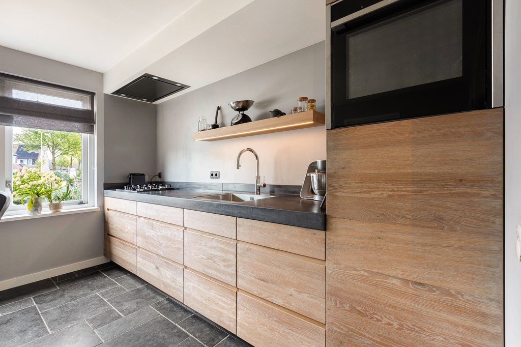 Tussenwoning te koop: De Ring 14, Wekerom