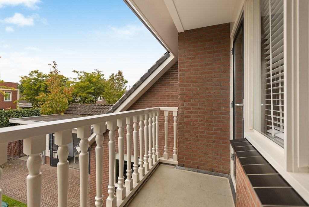 Tussenwoning te koop: De Ring 14, Wekerom