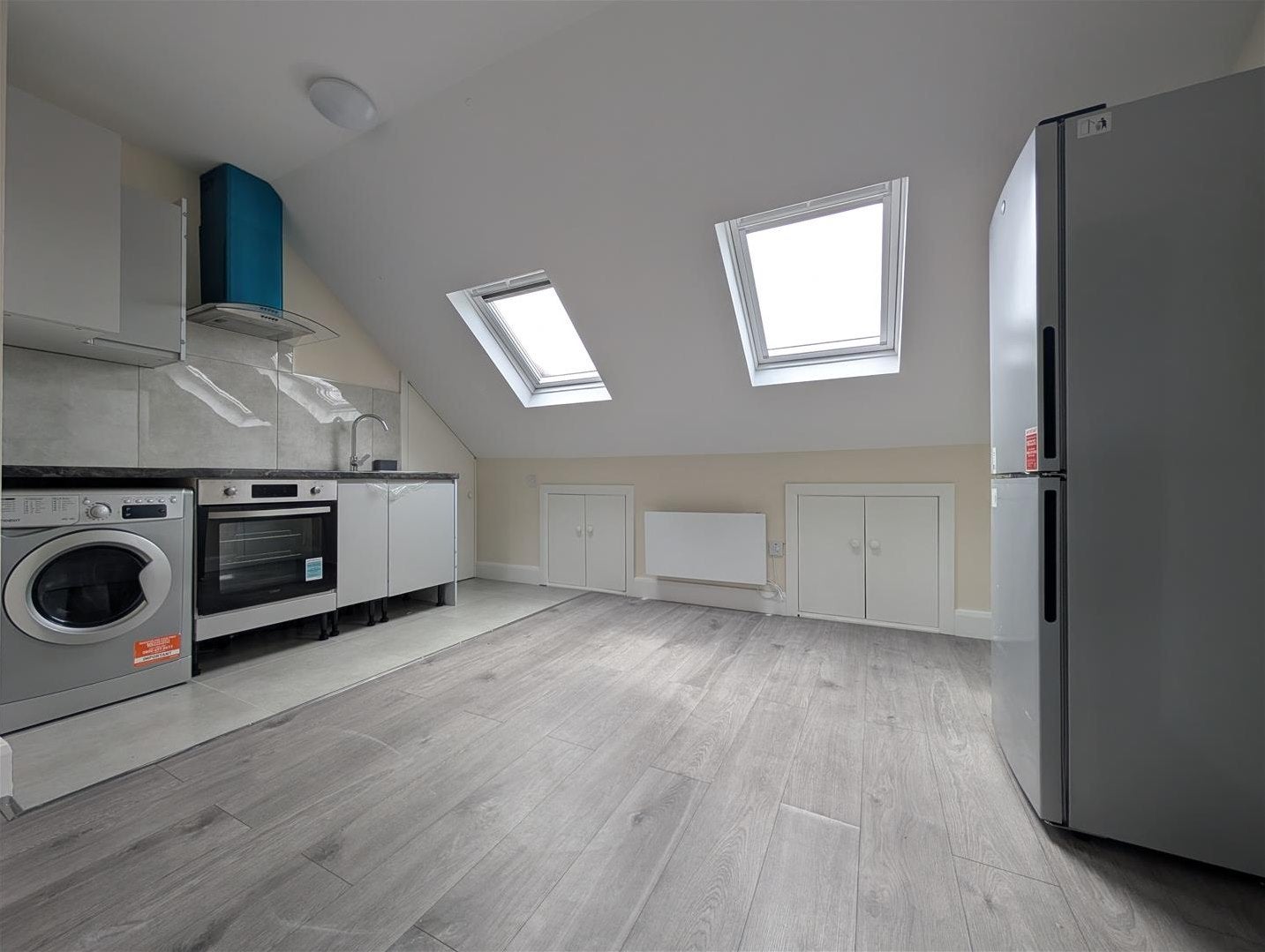 Flat Kingsley Road in Greater London