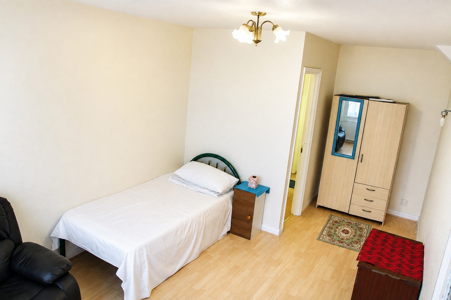 Room Westway in Greater London