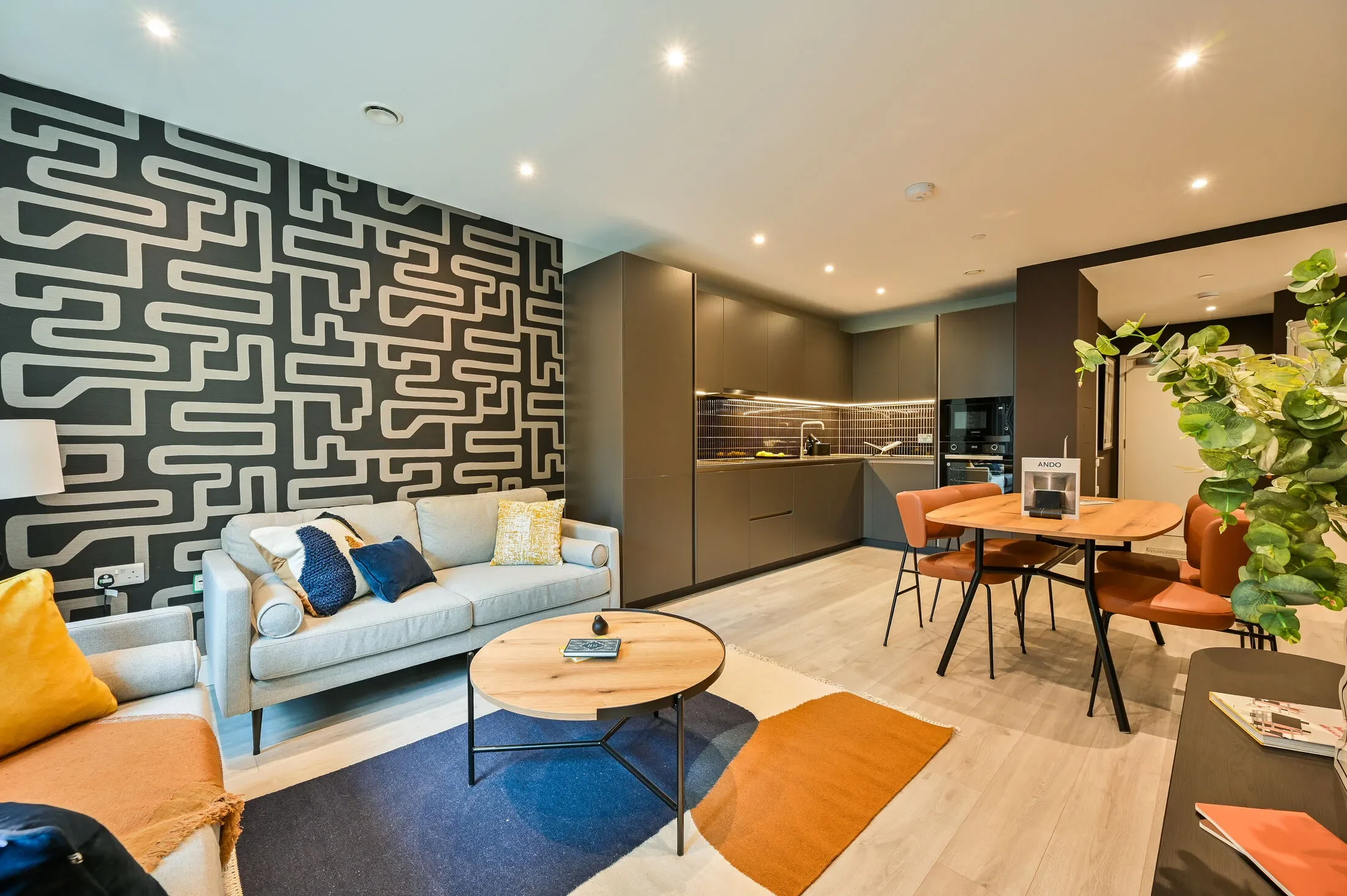 Flat Steedman Street in Greater London