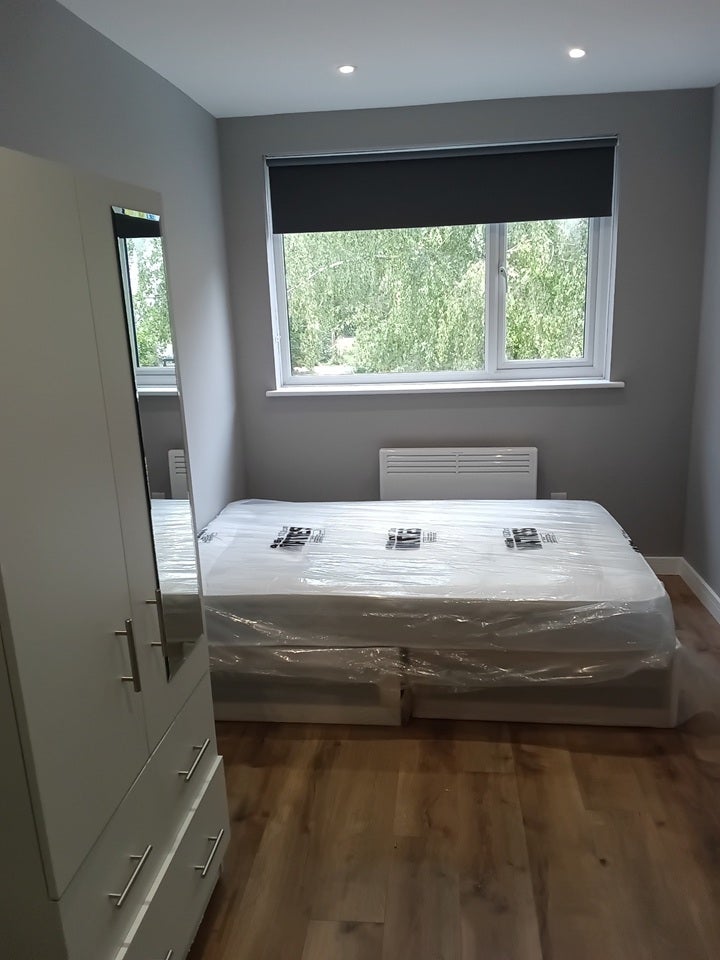 Flat The Brent in Dartford