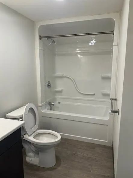 Room Parcau Avenue in Broadlands