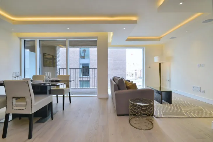 Flat Pearscroft Road in Greater London