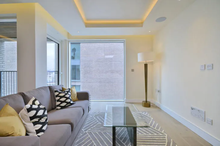 Flat Pearscroft Road in Greater London