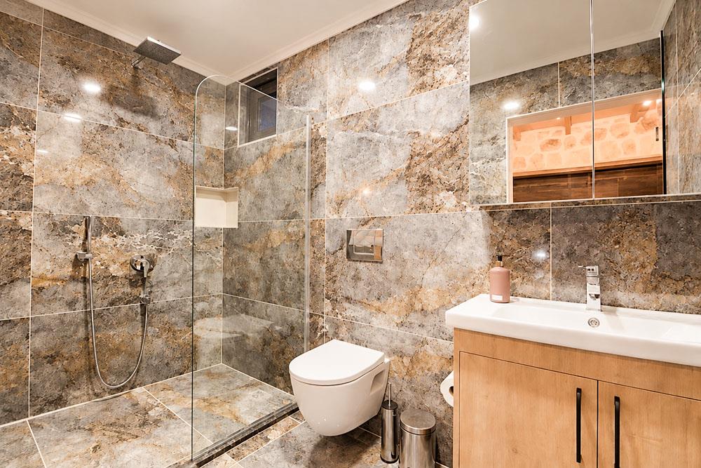 Flat Napier Place in Greater London