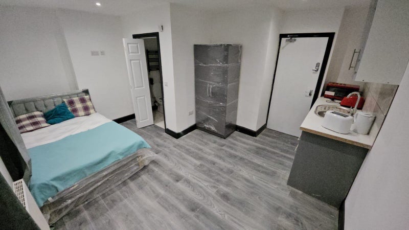 Room Lacey Street in Ipswich