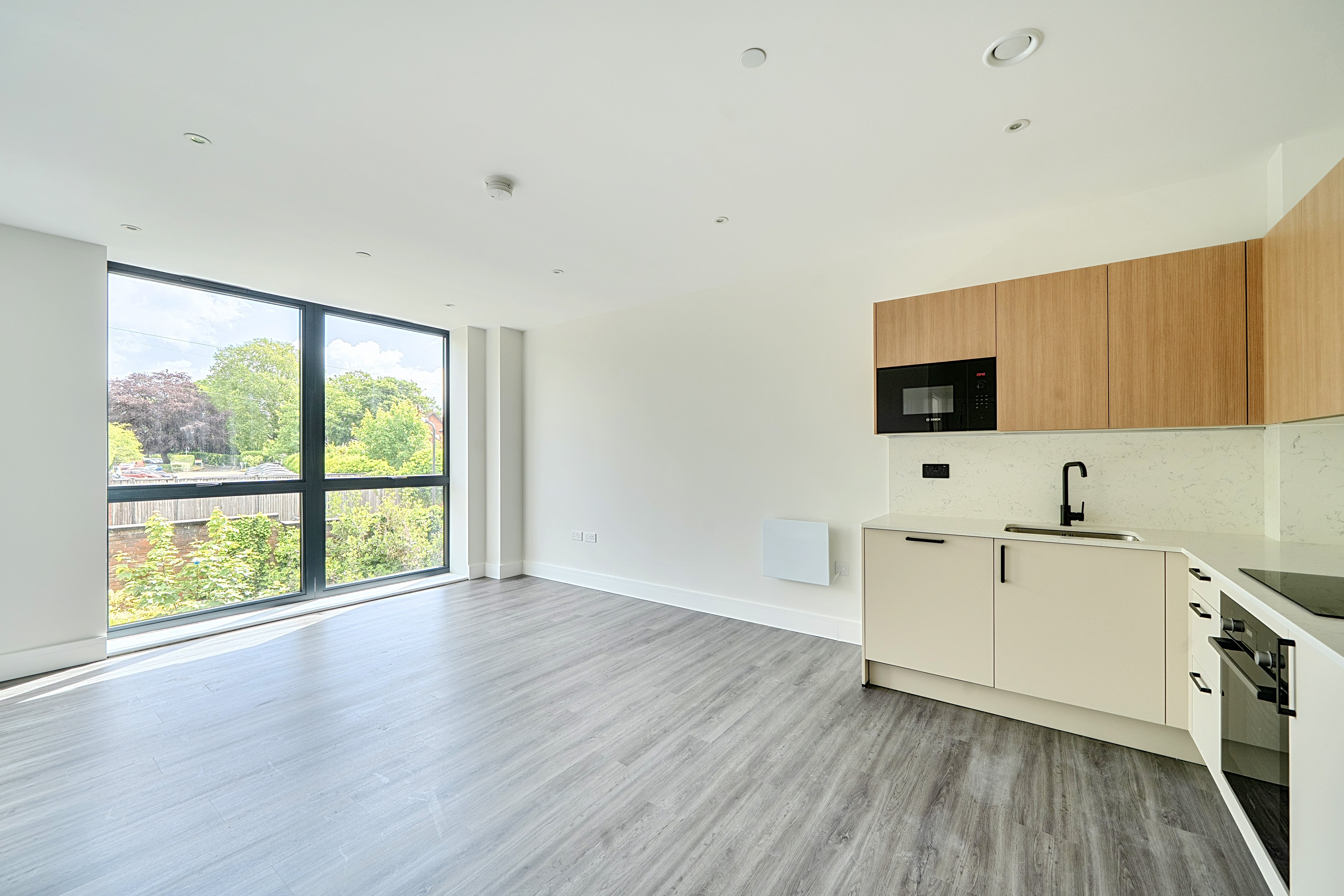 Flat Hargrave Road in Maidenhead