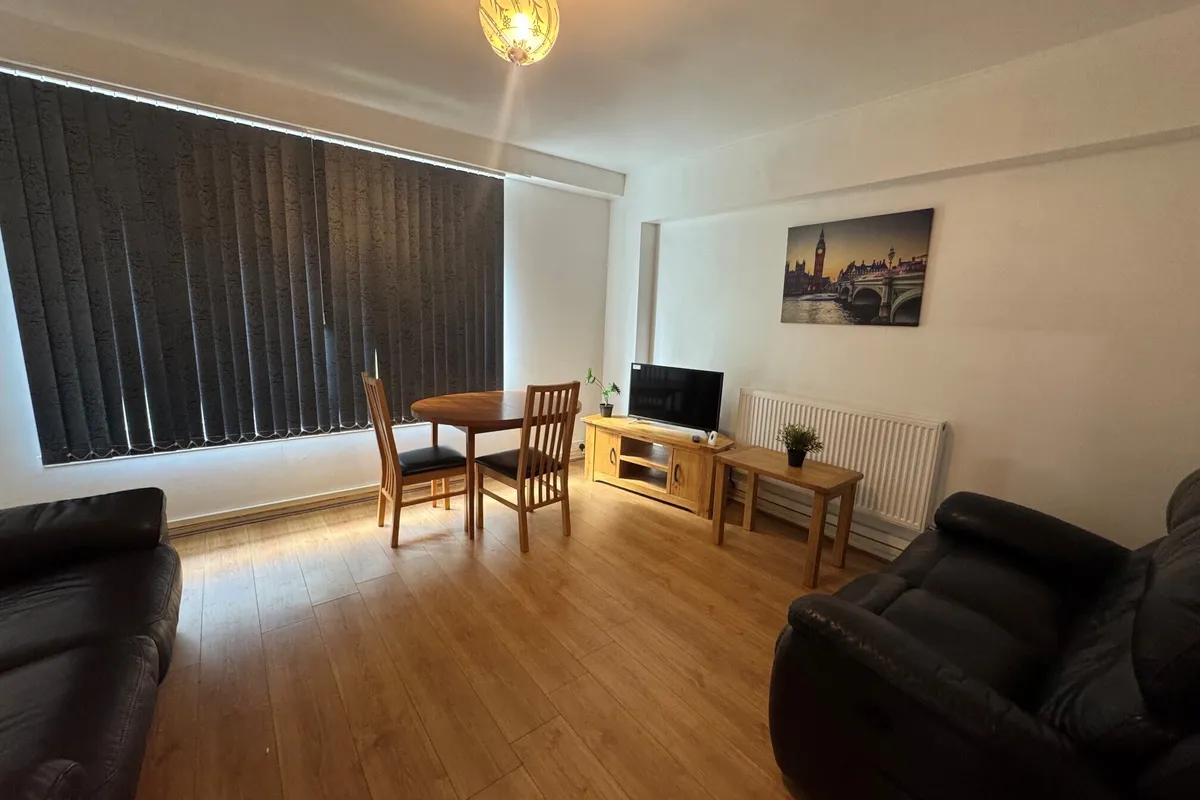 Flat Lovell Park Hill in Leeds